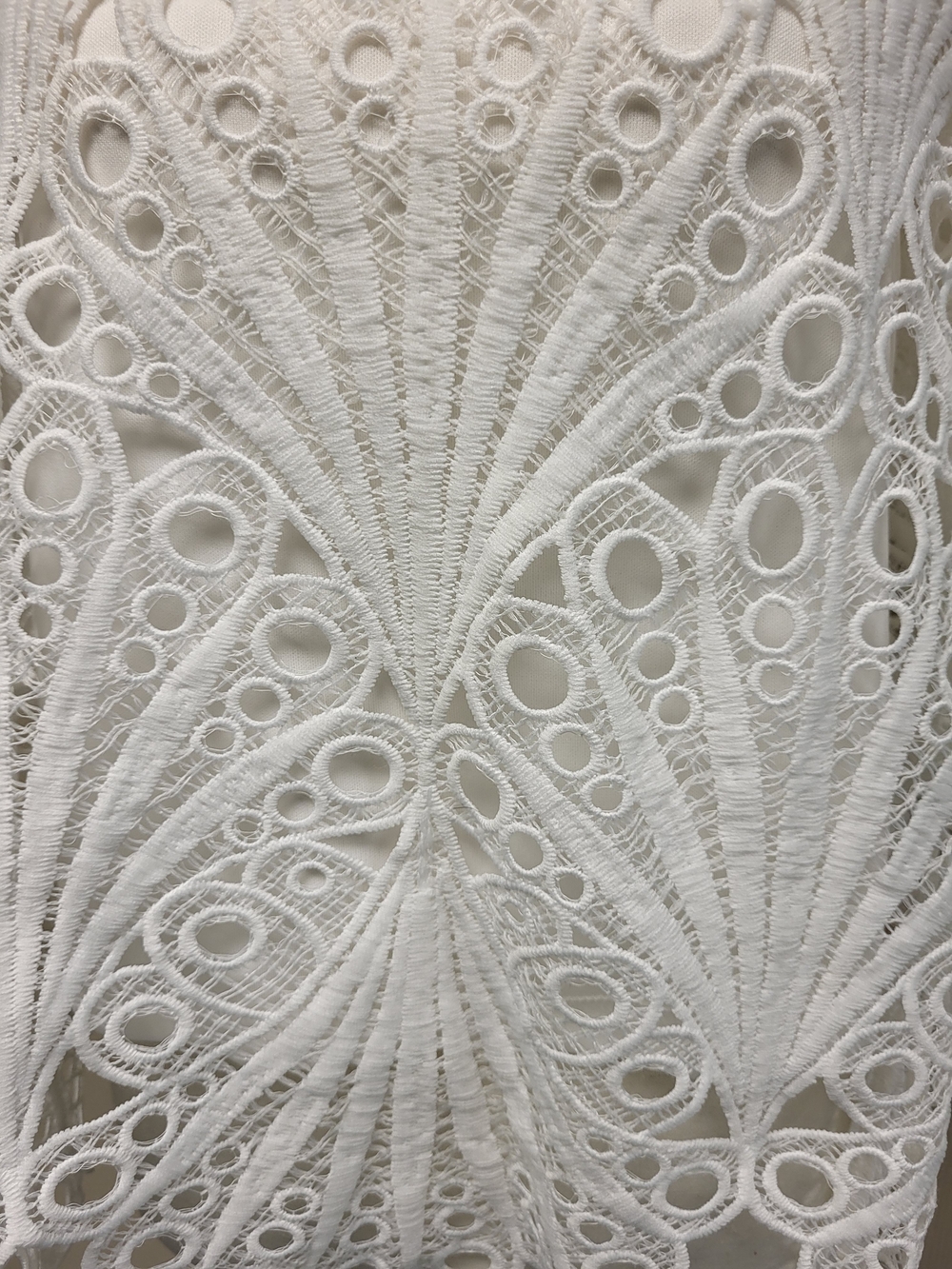 Flying Tomato White Crochet Lace Eyelet Puff-Sleeve Blouse Sz. S - Picture 2 of 13